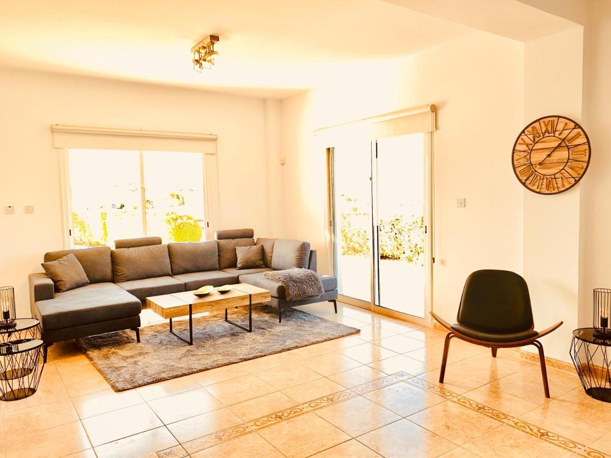 Acropolis Villa 8 Хлоракас Экстерьер фото