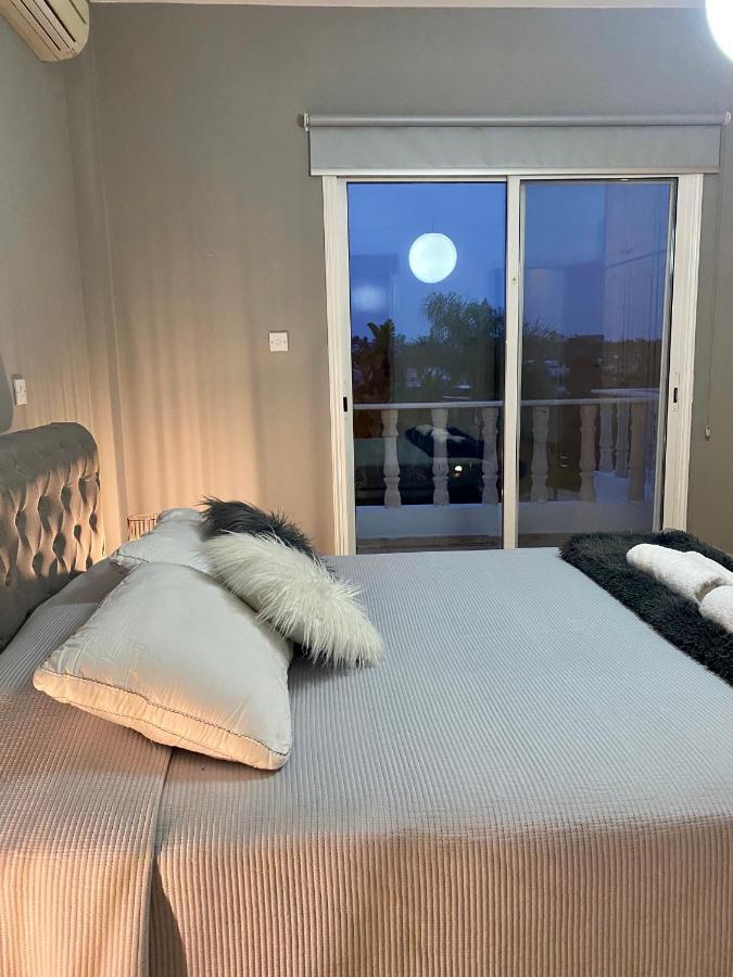 Acropolis Villa 8 Хлоракас Экстерьер фото